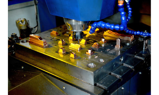 CNC engraving and milling machine