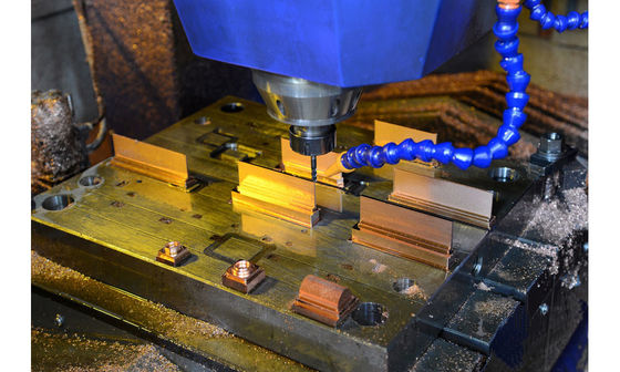 CNC engraving and milling machine